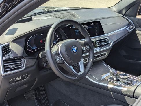 Used 2022 BMW X5 xDrive45e w/ Executive Package image 12