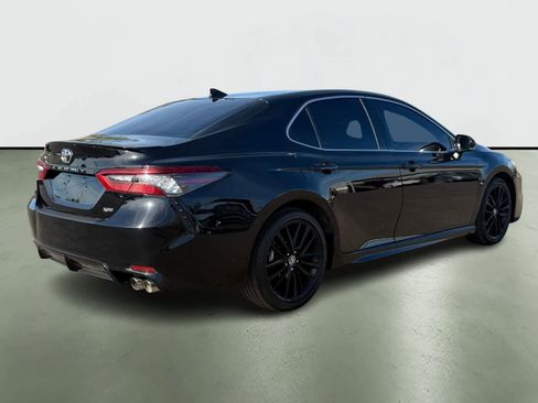 Used 2021 Toyota Camry XSE w/ Carpet Mat Package (TMS) image 4