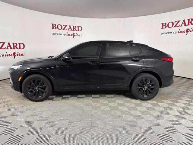 Used 2024 Buick Envista Sport Touring w/ Convenience I Package FWD image 8