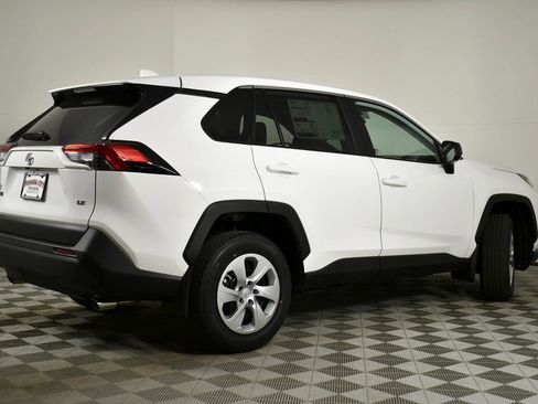 New 2025 Toyota RAV4 LE image 4