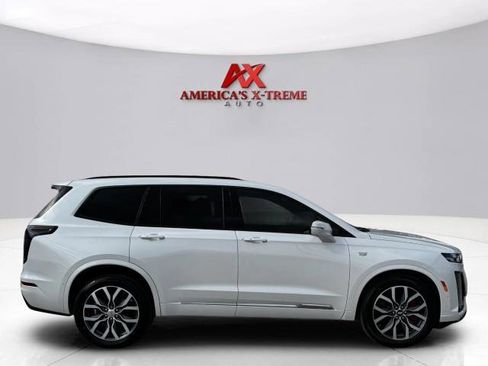 Used 2024 Cadillac XT6 Sport w/ Technology Package AWD/4WD image 6