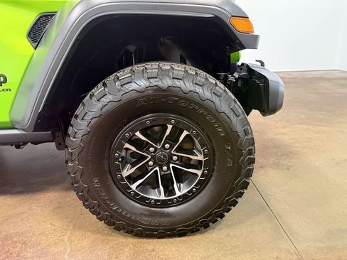 Used 2025 Jeep Wrangler Sport AWD/4WD image 84
