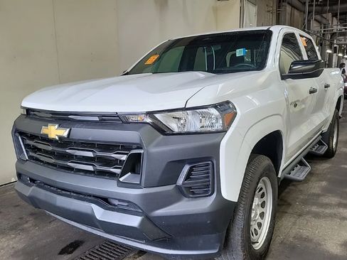 Used 2023 Chevrolet Colorado W/T w/ WT Convenience Package II RWD image 1