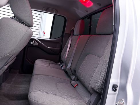 Used 2018 Nissan Frontier SV w/ Value Truck Package image 34