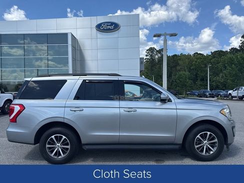 Used 2020 Ford Expedition XLT RWD image 2