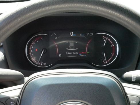 Certified 2025 Toyota RAV4 XLE AWD/4WD image 21