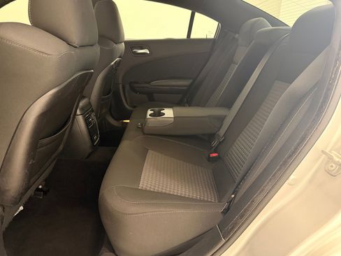 Used 2019 Dodge Charger R/T w/ Blacktop Package image 15