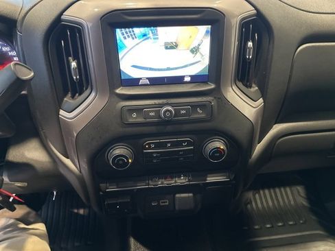 Used 2021 Chevrolet Silverado 2500 W/T image 11