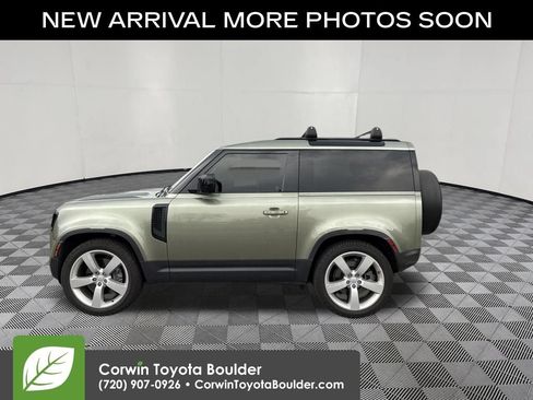 Used 2022 Land Rover Defender 90 S AWD/4WD image 4