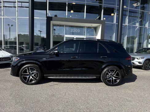 Used 2025 Mercedes-Benz GLE 53 AMG 4MATIC image 2