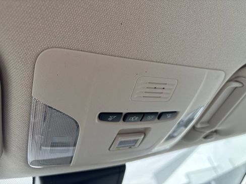 Used 2020 Toyota Corolla LE image 21