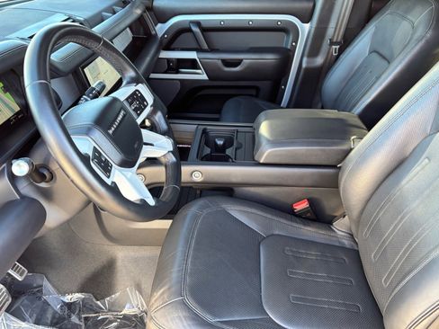 Used 2022 Land Rover Defender 110 XS Edition image 19