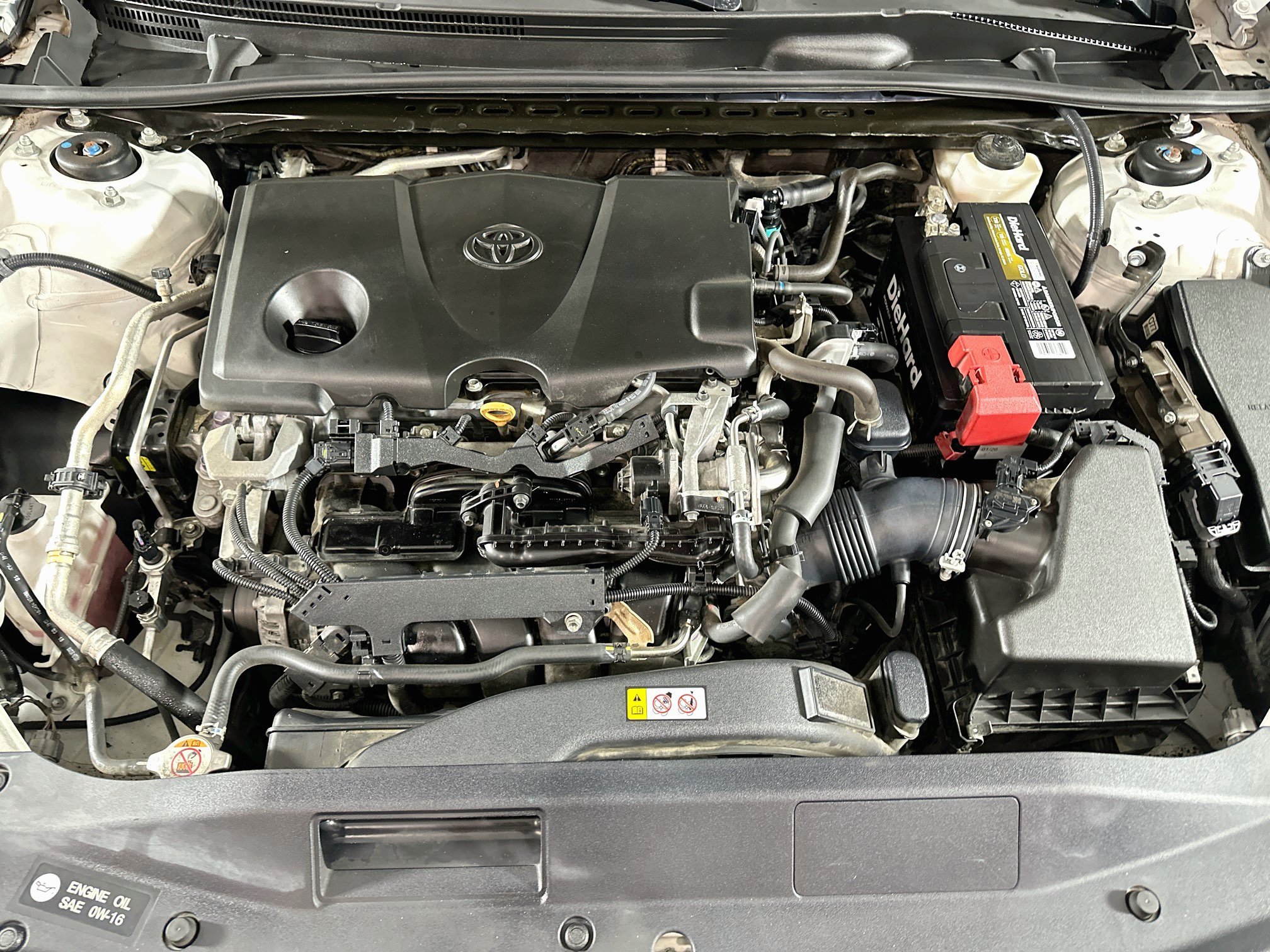 Used 2019 Toyota Camry SE w/ Convenience Package FWD image 33