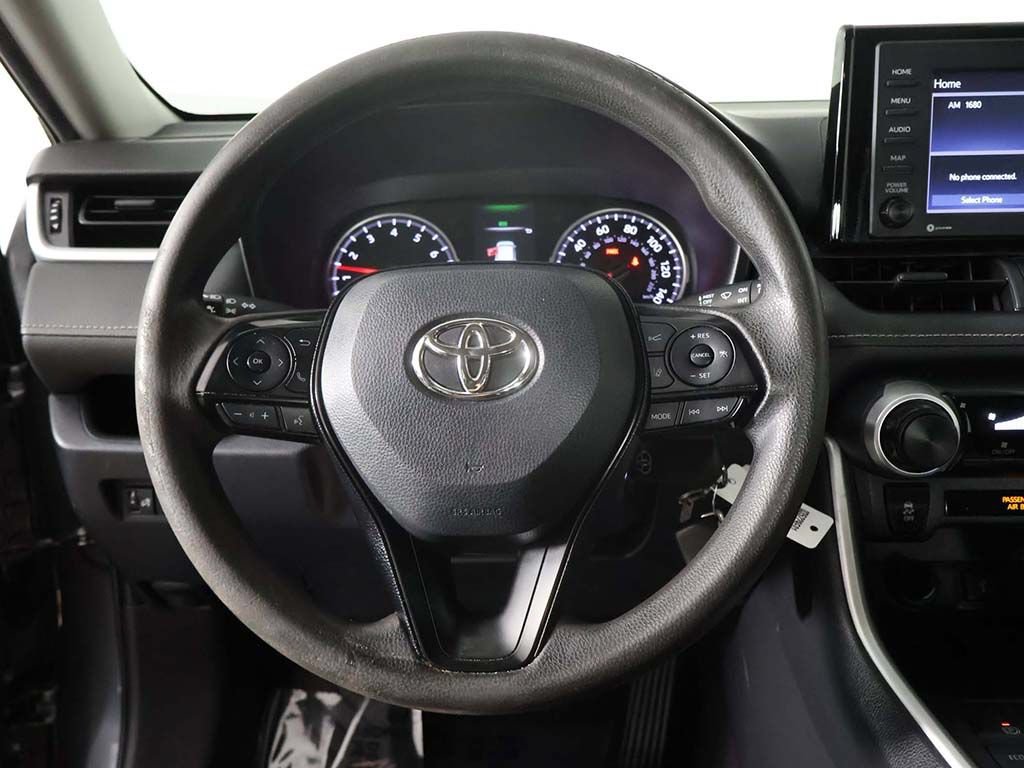 Used 2020 Toyota RAV4 LE FWD image 33