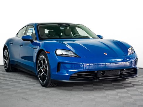 New 2026 Porsche Taycan image 7