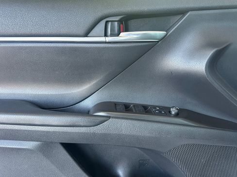 Certified 2021 Toyota Camry LE FWD image 12