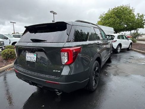 Used 2023 Ford Explorer ST-Line w/ Class IV Trailer Tow Package image 4