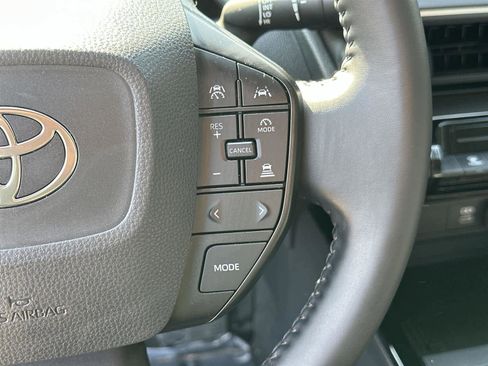 Used 2023 Toyota Prius LE image 25