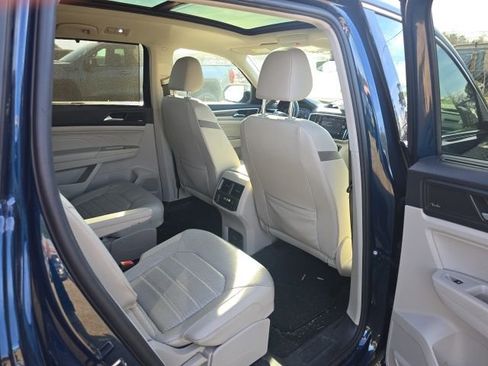 Used 2021 Volkswagen Atlas SEL Premium image 27