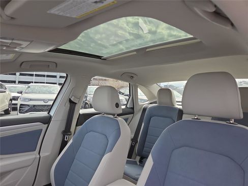 New 2026 Volkswagen Jetta SE image 22