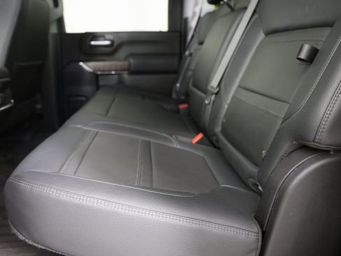 Used 2022 GMC Sierra 2500 Denali w/ Denali Ultimate Package image 2