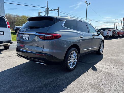 Used 2018 Buick Enclave Premium w/ Experience Buick Package image 6