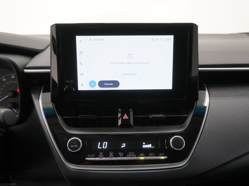 Used 2023 Toyota Corolla LE image 18