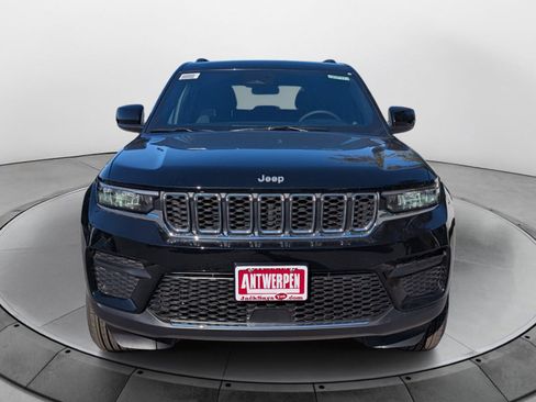 New 2025 Jeep Grand Cherokee Laredo X w/ Luxury Tech Group I AWD/4WD image 7