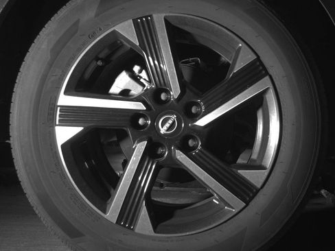 Used 2025 Nissan Sentra SV image 12