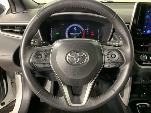 Used 2024 Toyota Corolla Cross AWD Hybrid w/ Convenience Package image 21