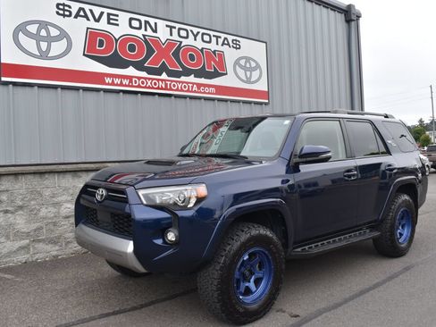 Certified 2021 Toyota 4Runner TRD Off-Road Premium w/ Moonroof Package AWD/4WD image 1