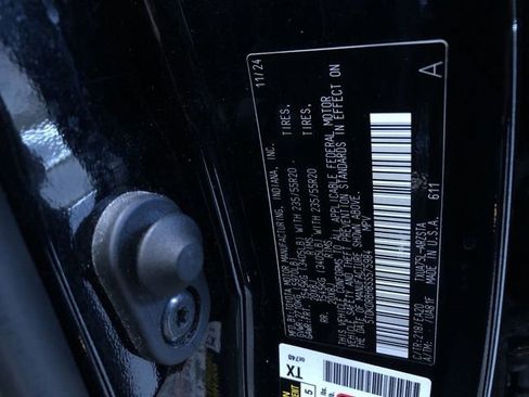 Certified 2025 Toyota Highlander XSE AWD/4WD image 33