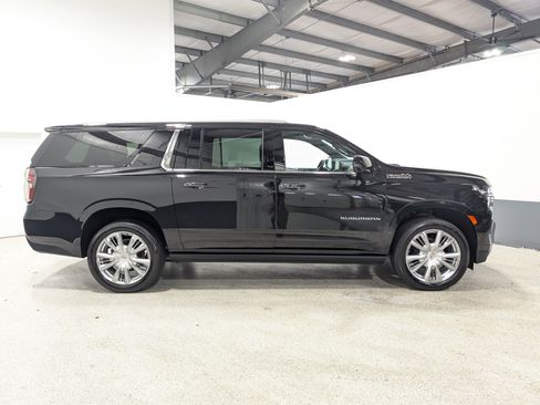Used 2023 Chevrolet Suburban High Country w/ Premium Package 2 image 2