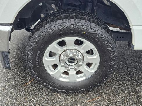 Used 2024 Ford F250 XLT image 27