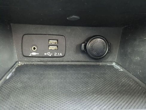 Used 2023 Subaru Crosstrek 2.5i Limited image 32