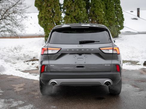Certified 2022 Ford Escape SE w/ Convenience Package image 6