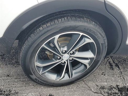 Certified 2021 Buick Encore GX Select image 5