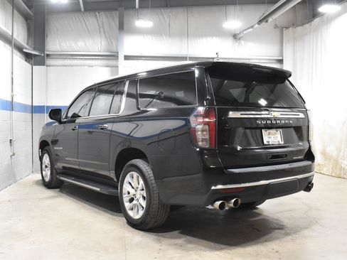 Used 2023 Chevrolet Suburban Premier AWD/4WD image 23