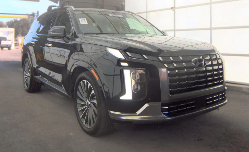 Used 2024 Hyundai Palisade Calligraphy AWD/4WD image 1