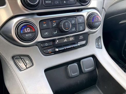 Used 2015 Chevrolet Tahoe LT RWD image 28
