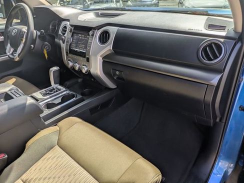 Used 2016 Toyota Tundra SR5 w/ SR5 Upgrade Package image 27
