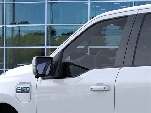 New 2025 Ford F150 Lightning Lariat image 43