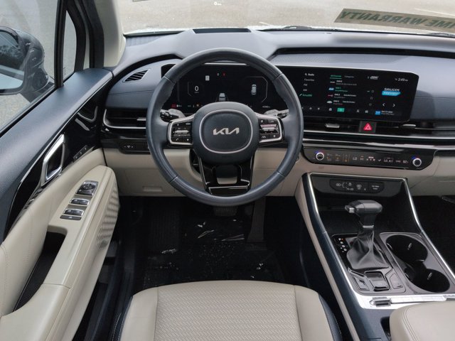 Used 2025 Kia Carnival SX Prestige FWD image 18
