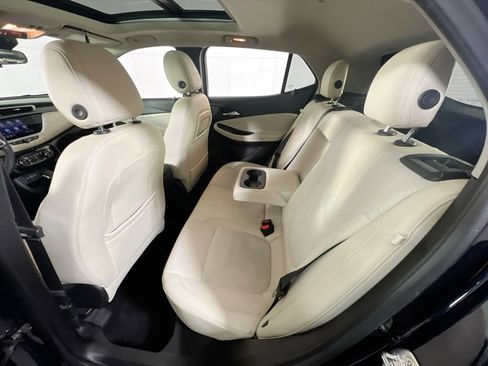 Used 2021 Buick Encore GX Select w/ Experience Buick Package image 24