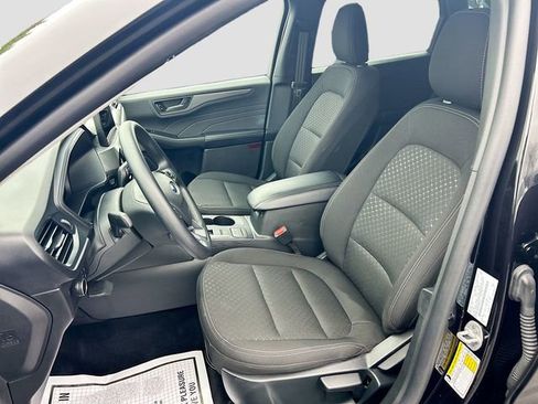 Certified 2025 Ford Escape Active AWD/4WD image 25