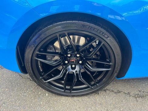 Used 2023 Chevrolet Corvette Z06 w/ Stealth Interior Trim Package RWD image 19