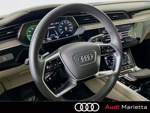 Used 2022 Audi e-tron Premium w/ Convenience Plus Package image 12