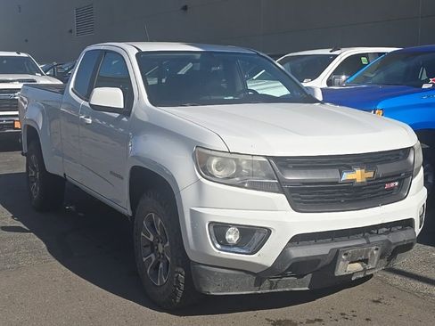 Used 2019 Chevrolet Colorado Z71 image 3