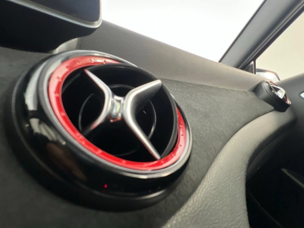 Used 2019 Mercedes-Benz GLA 45 AMG 4MATIC image 43