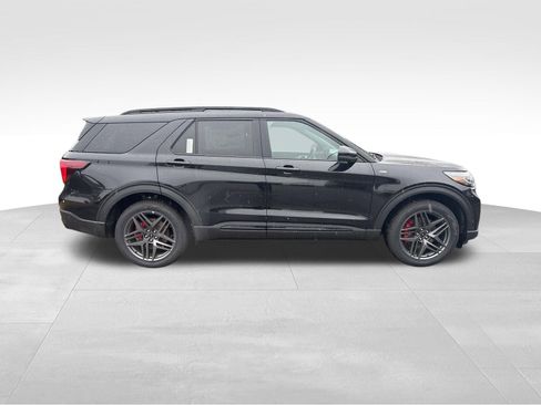 New 2026 Ford Explorer ST-Line w/ ST-Line Street Pack image 7